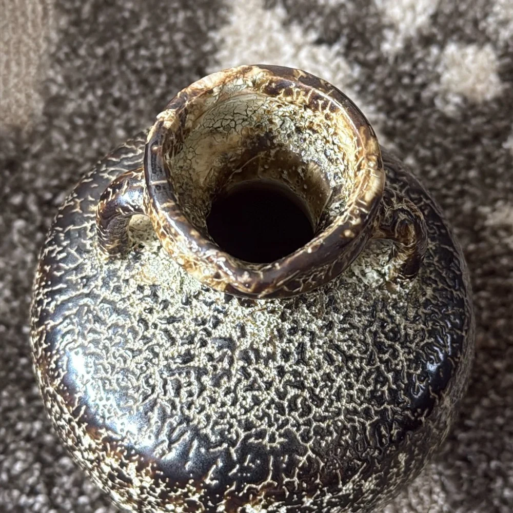 New Three Hands Corp Speckled Brown Cream Vase Rustic Ceramic 9.5” 71740